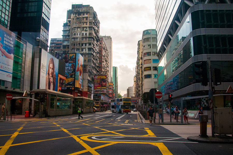 香港优才计划要在香港居住多久？