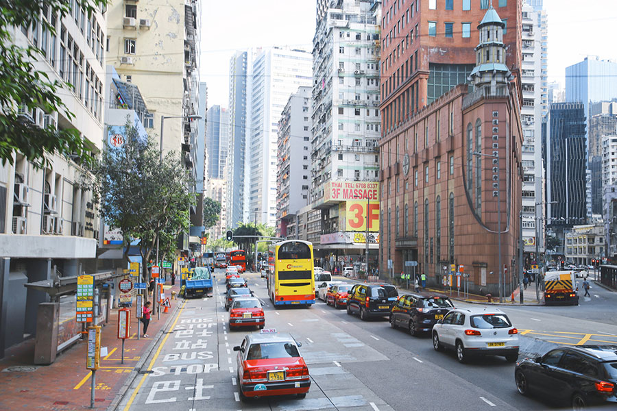 2024香港定居需要什么条件?